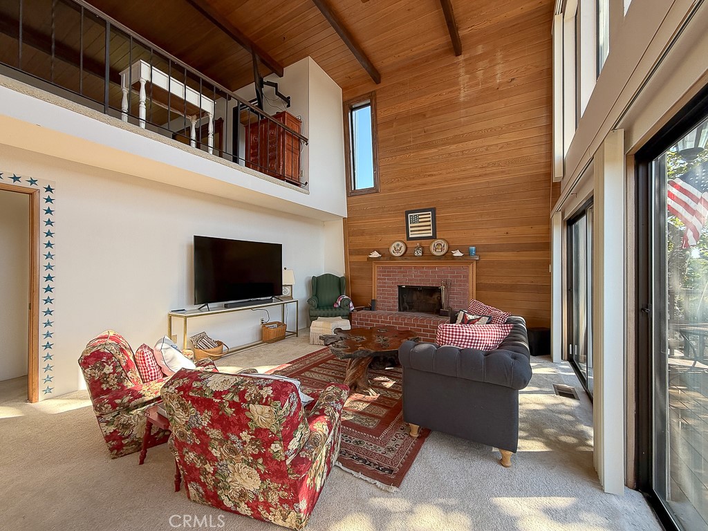 1570 Richard Property Photo 27