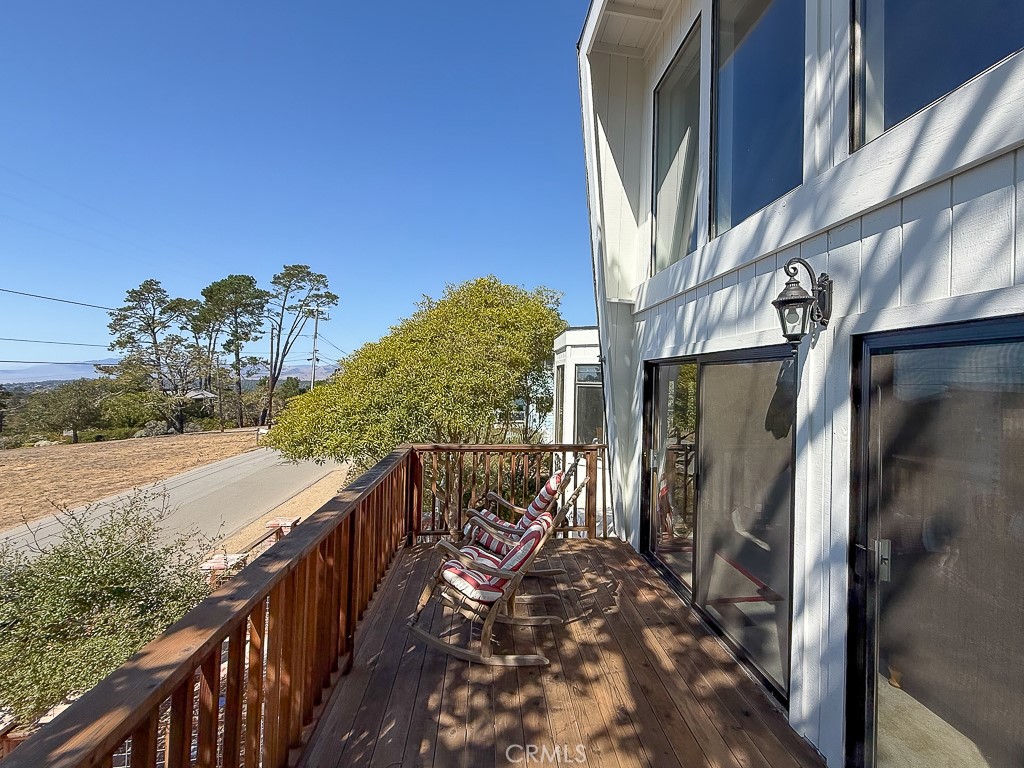 1570 Richard Property Photo 31