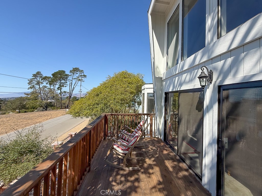 1570 Richard Property Photo 31
