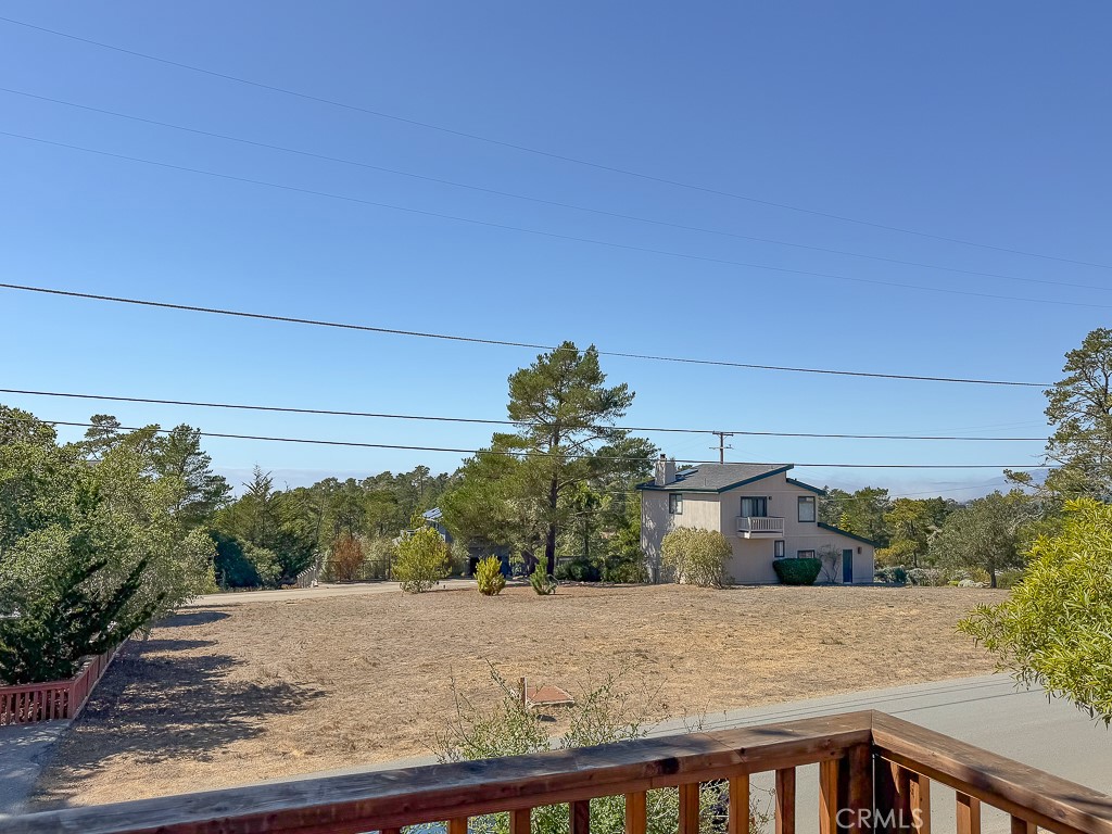 1570 Richard Property Photo 38