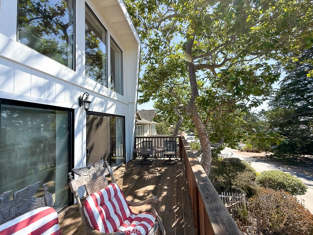 1570 Richard Property Photo 39