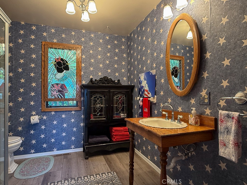 1570 Richard Property Photo 45