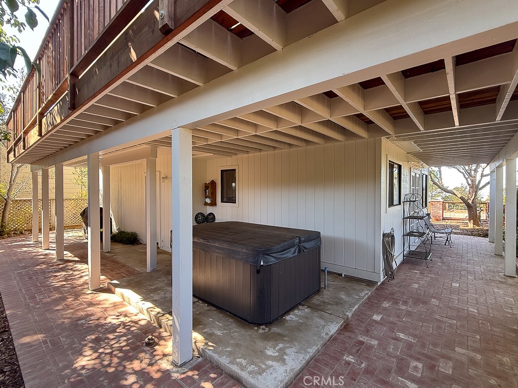 1570 Richard Property Photo 49