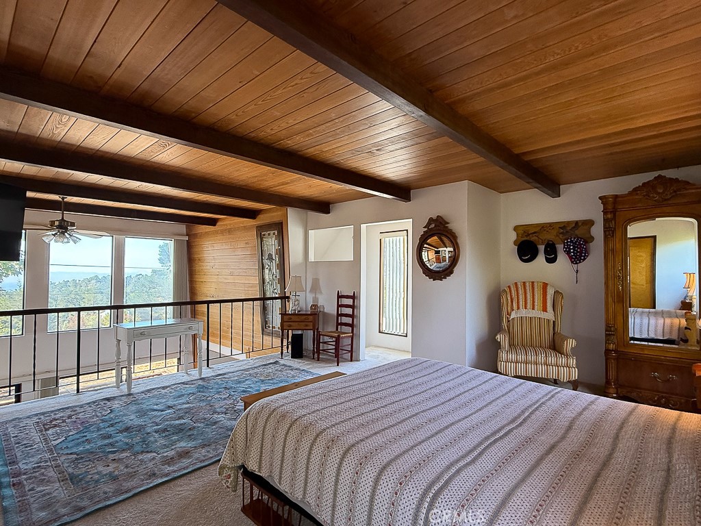 1570 Richard Property Photo 55
