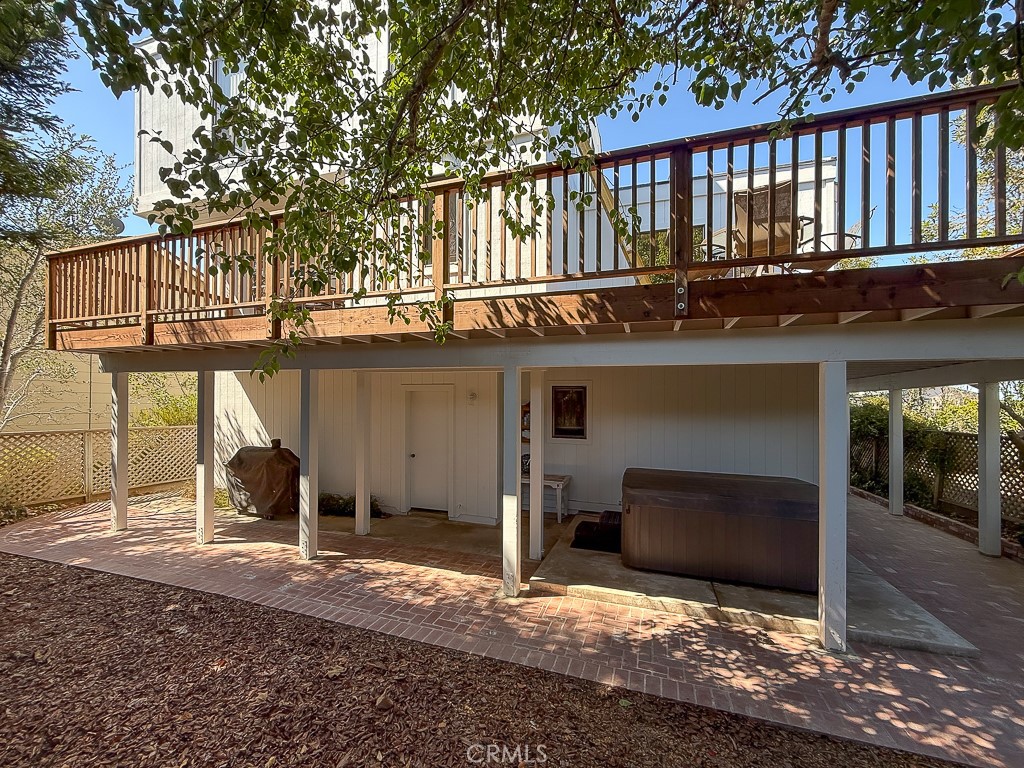 1570 Richard Property Photo 63