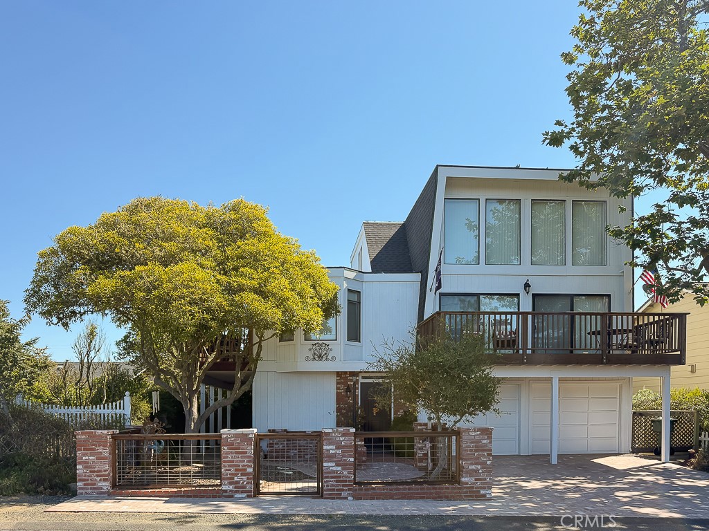 1570 Richard Property Photo 69