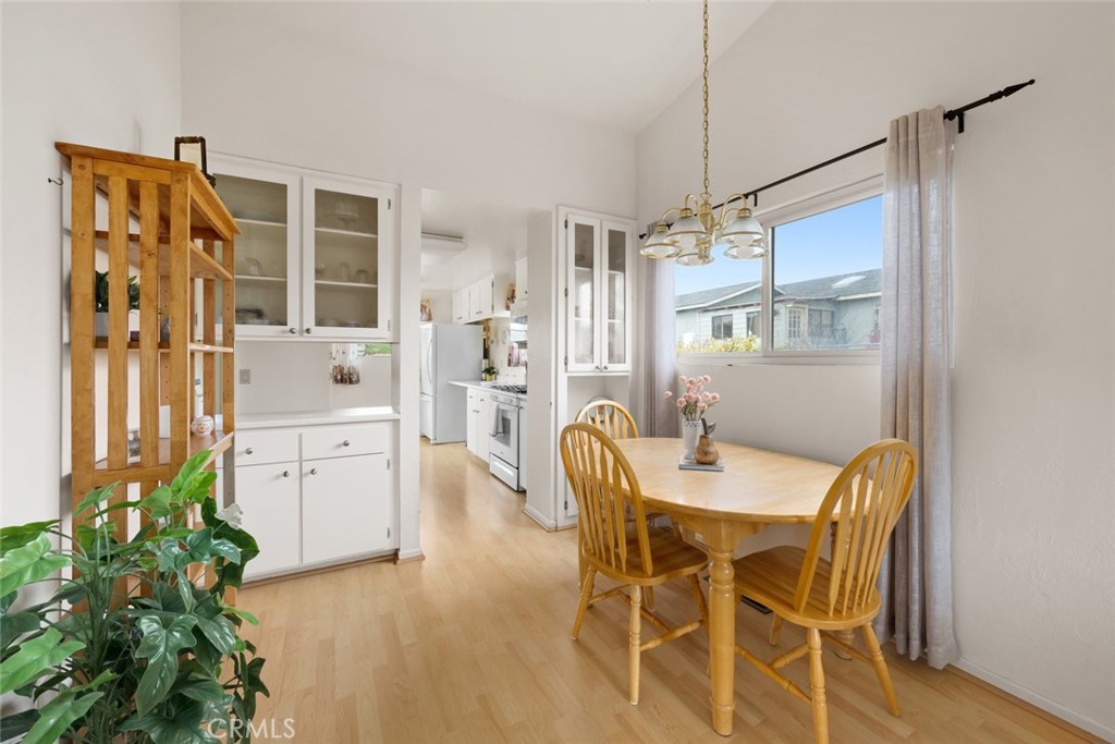 1830 13th Property Photo 8