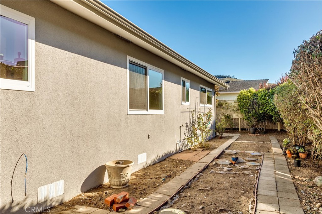 160 Verdon Property Photo 24