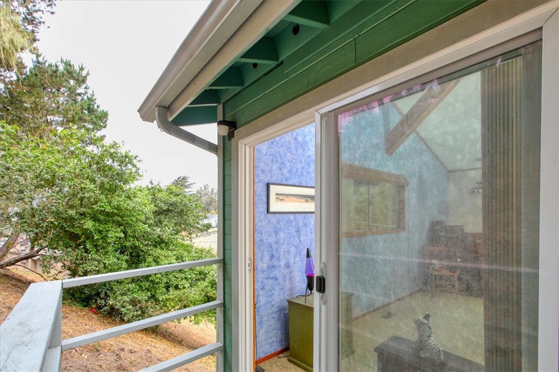 910 Sheffield Street Property Photo 23