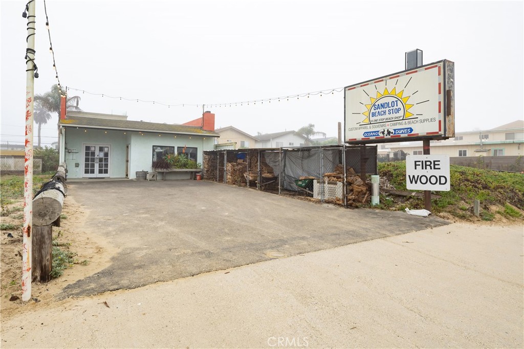 368 Pier Avenue Property Photo 1