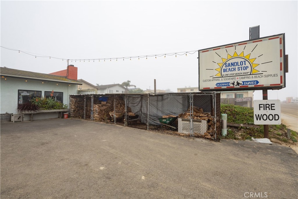 368 Pier Avenue Property Photo 2