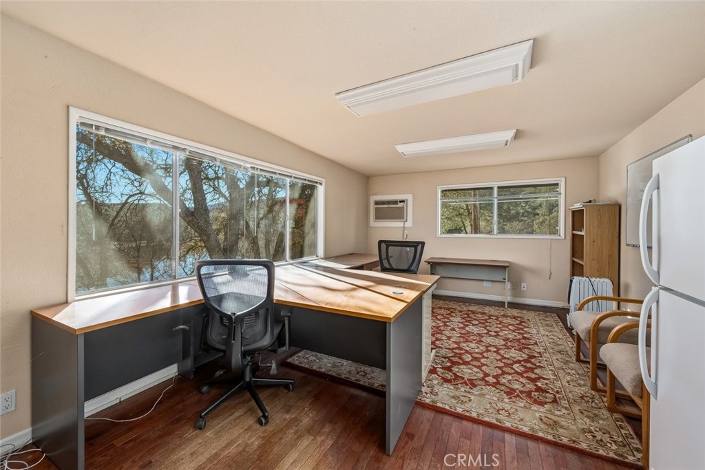 535 Calf Canyon Highway Property Photo 13