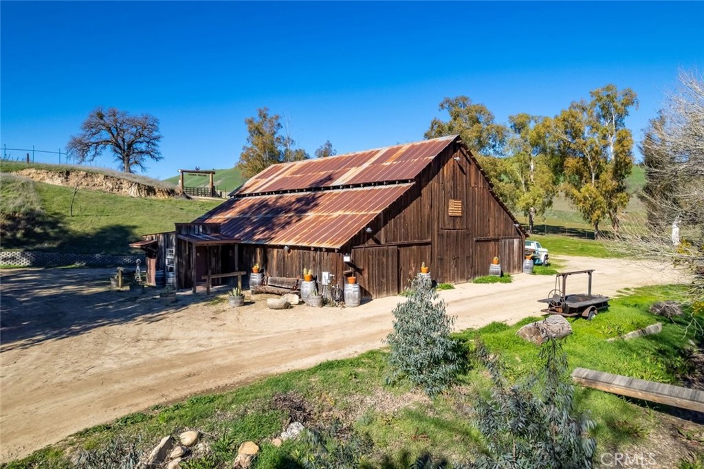 535 Calf Canyon Highway Property Photo 60