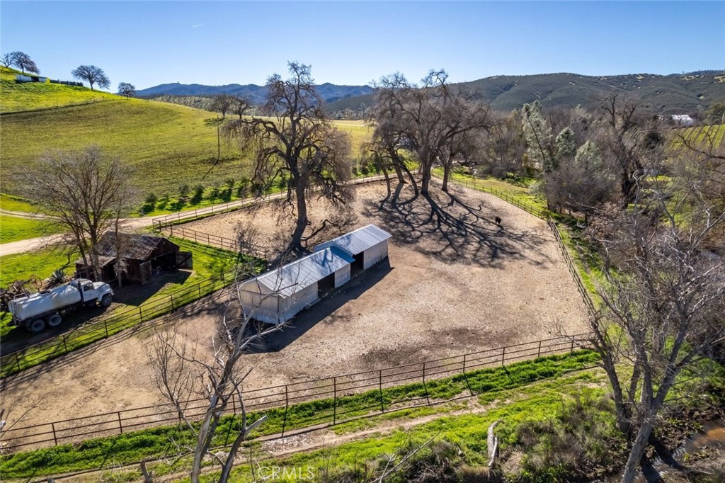 535 Calf Canyon Highway Property Photo 63