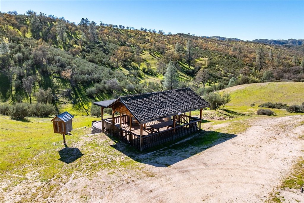 535 Calf Canyon Highway Property Photo 73