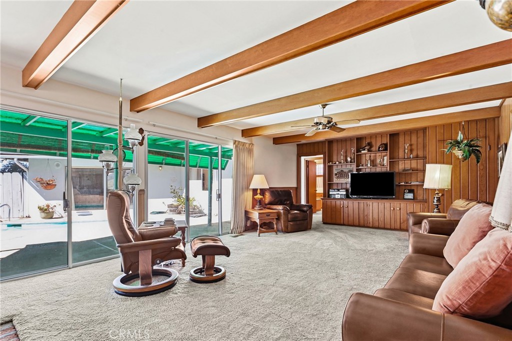 2021 Skylark Property Photo 7
