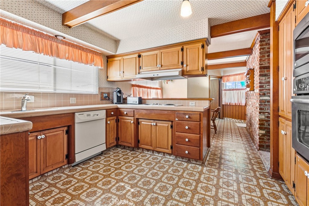 2021 Skylark Property Photo 14