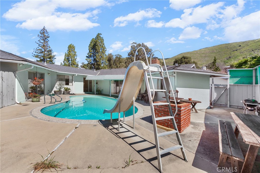 2021 Skylark Property Photo 32
