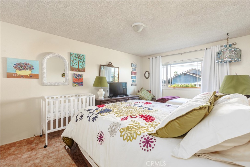 2023 Circle Property Photo 14