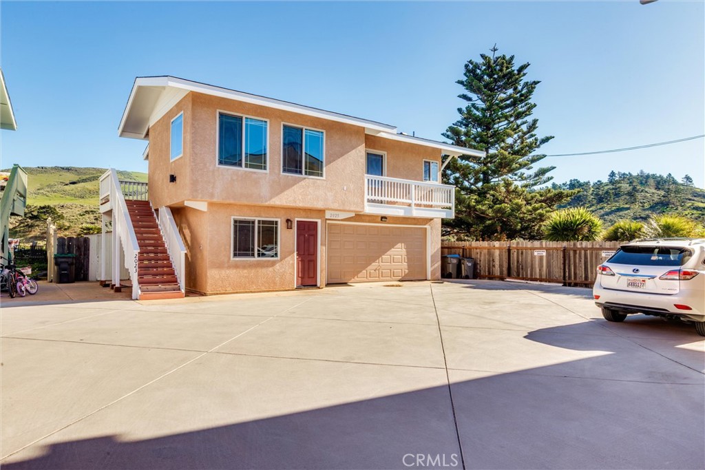 2023 Circle Property Photo 18