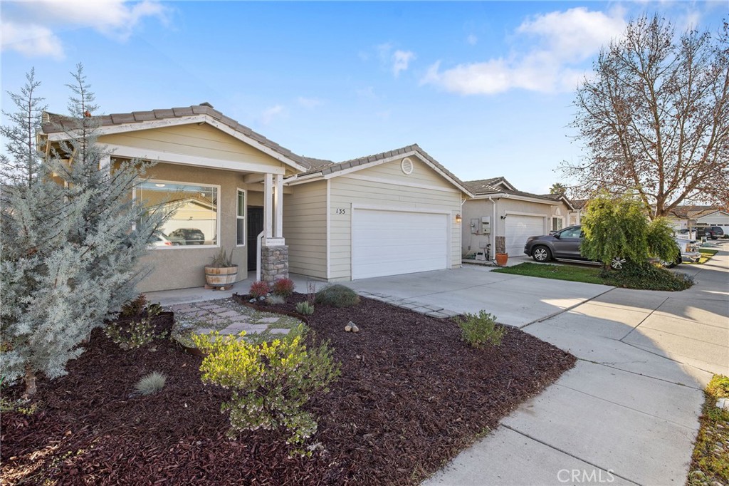 135 Headwaters Property Photo 1