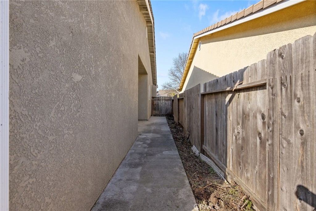 135 Headwaters Property Photo 40