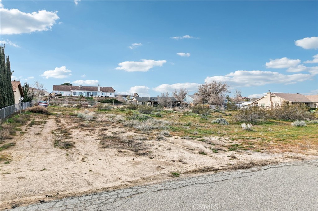 16531 Ponca Property Photo 6