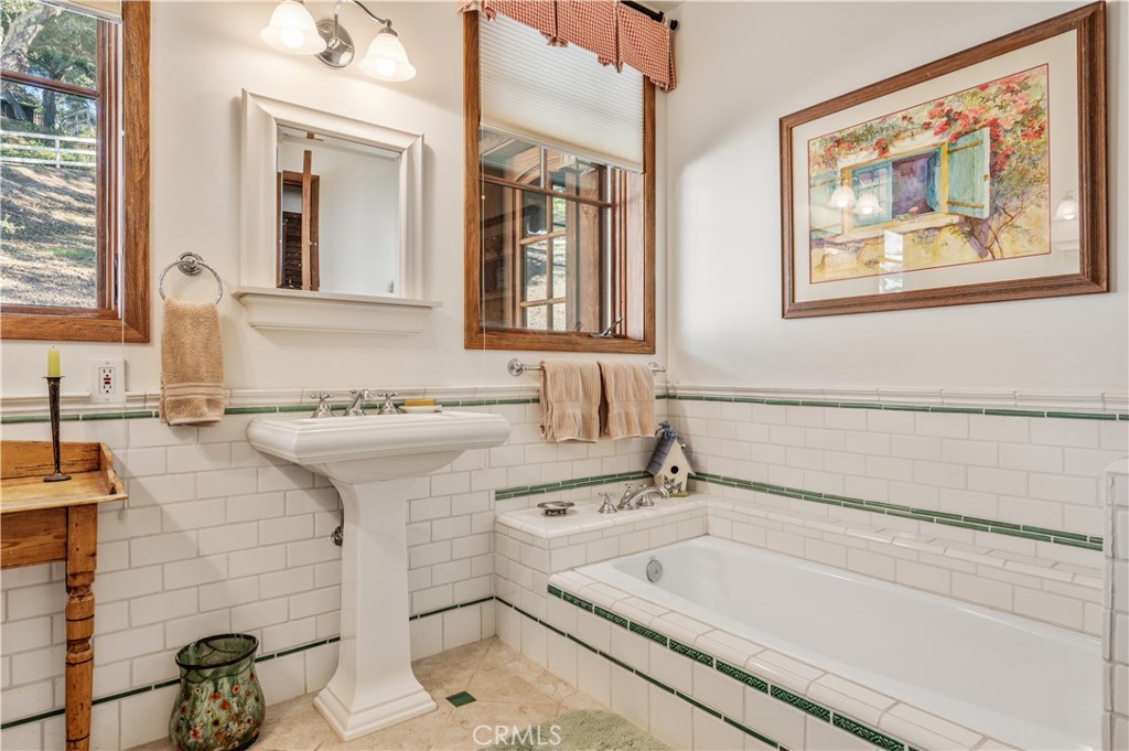 4086 E Oak Trail Road Property Photo 59
