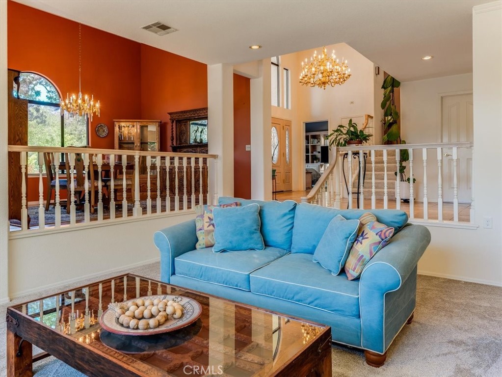 13940 Spring Meadow Lane Property Photo 8