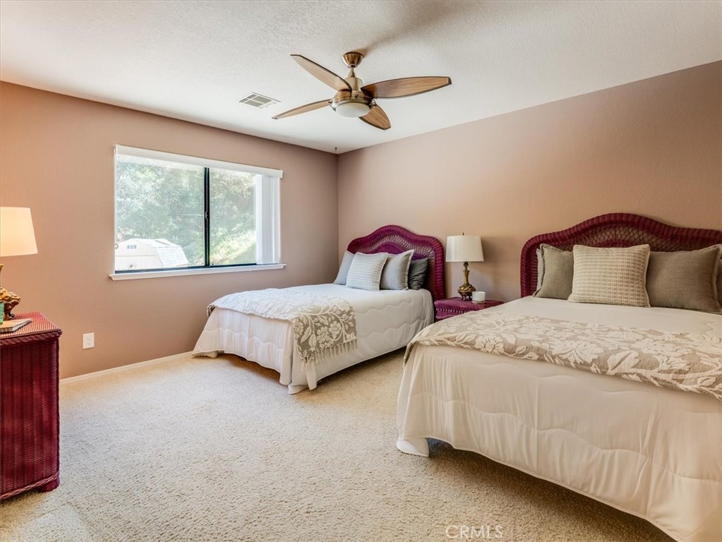 13940 Spring Meadow Lane Property Photo 27