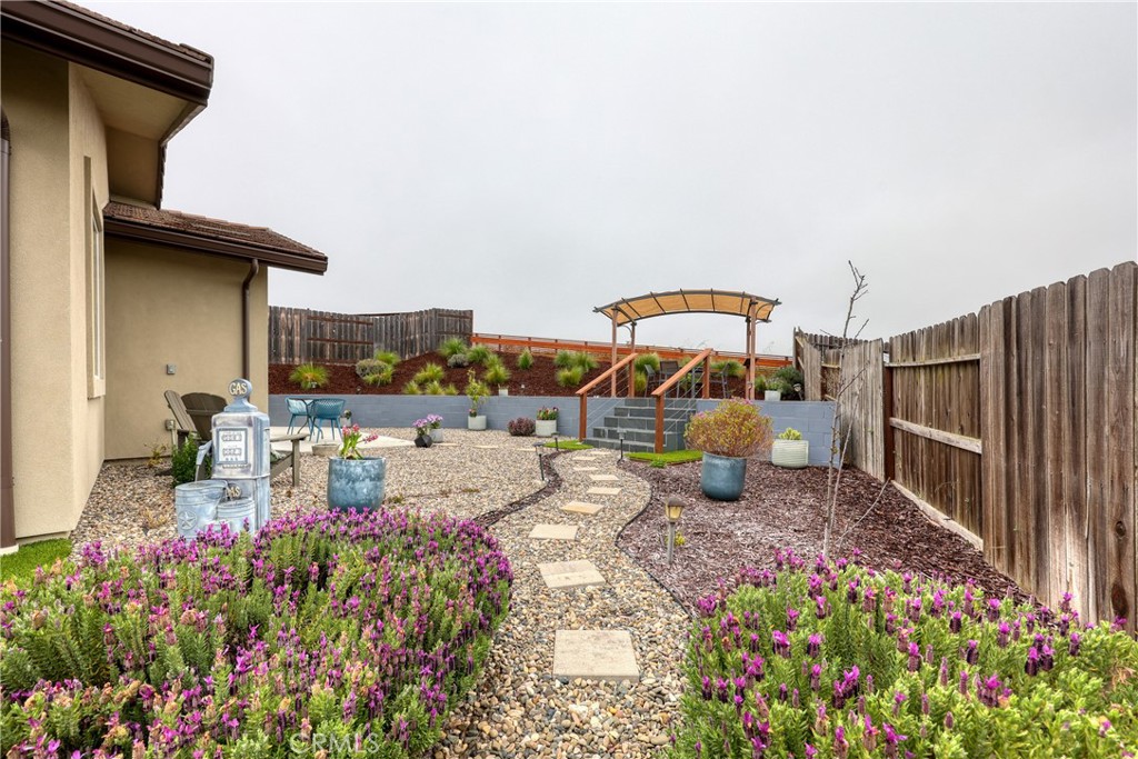 3530 Lakeside Village Property Photo 32