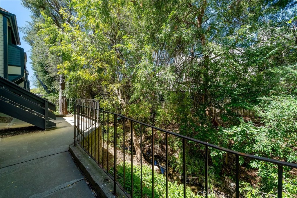 25 Stenner A Property Photo 7