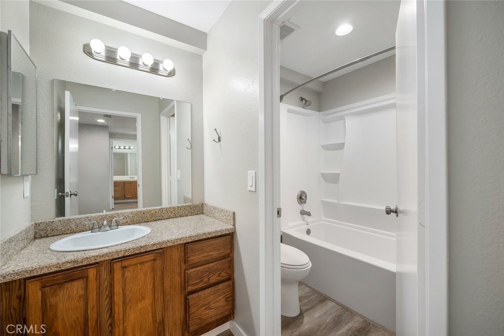25 Stenner A Property Photo 17