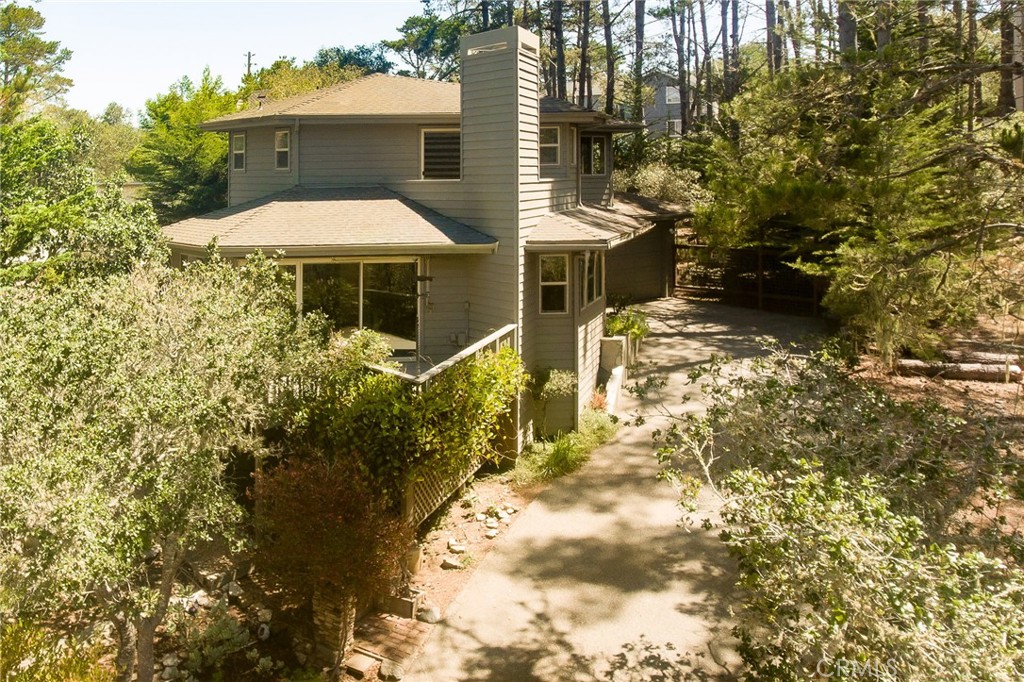 1970 Tweed Avenue Property Photo 3