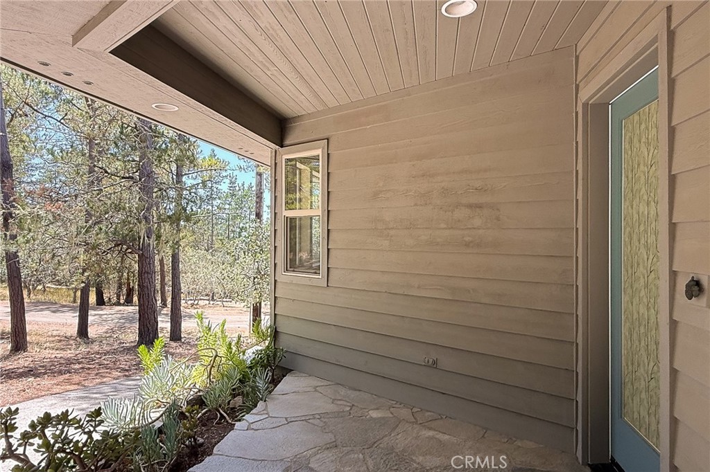 1970 Tweed Avenue Property Photo 6
