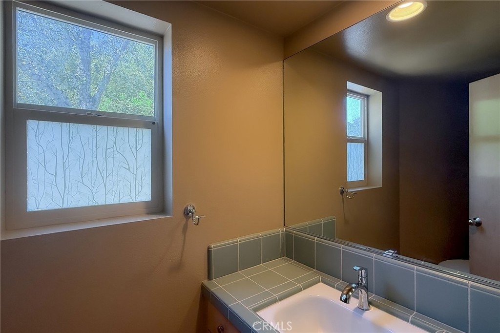1970 Tweed Avenue Property Photo 20