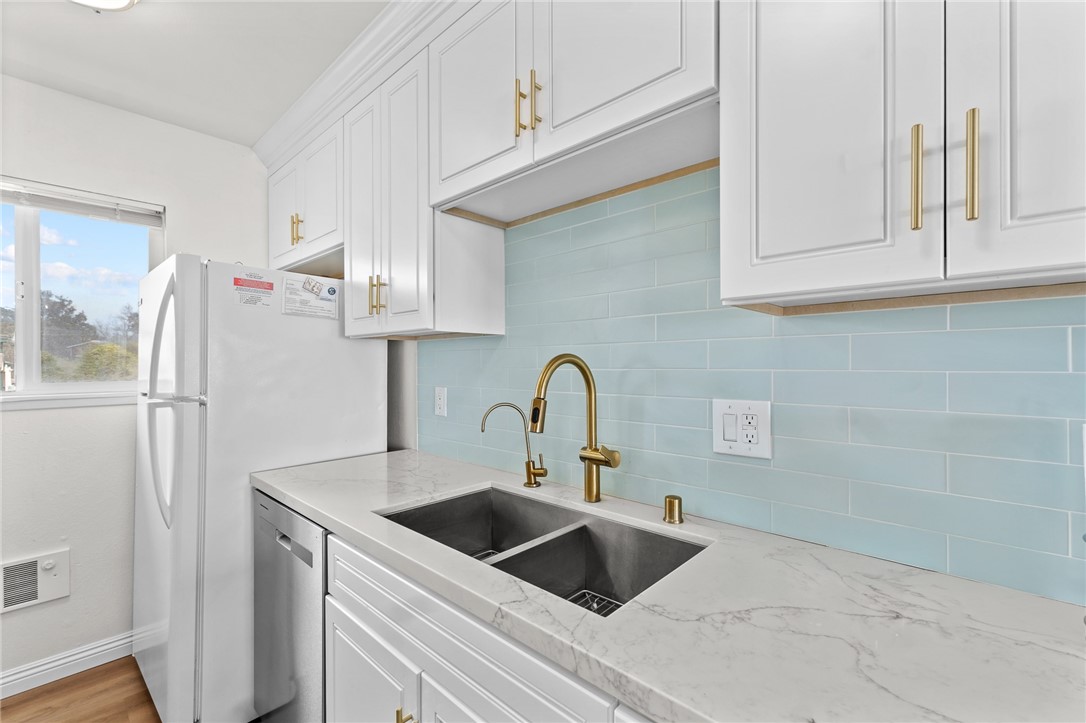77 N Ocean Avenue 12 Property Photo 8