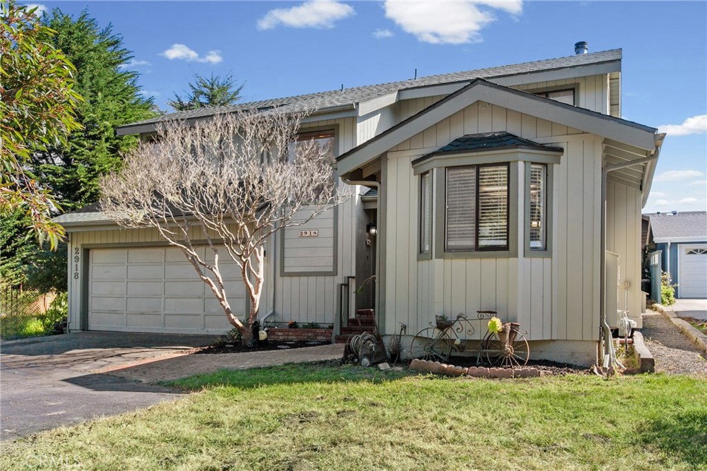 2918 Burton Drive Property Photo 2