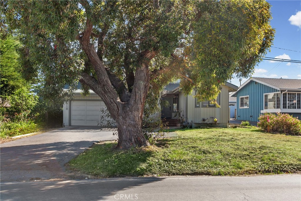 2918 Burton Drive Property Photo 3
