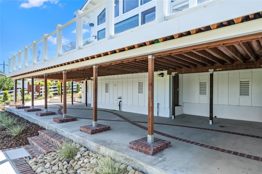 2786 Eton Road Property Photo 44