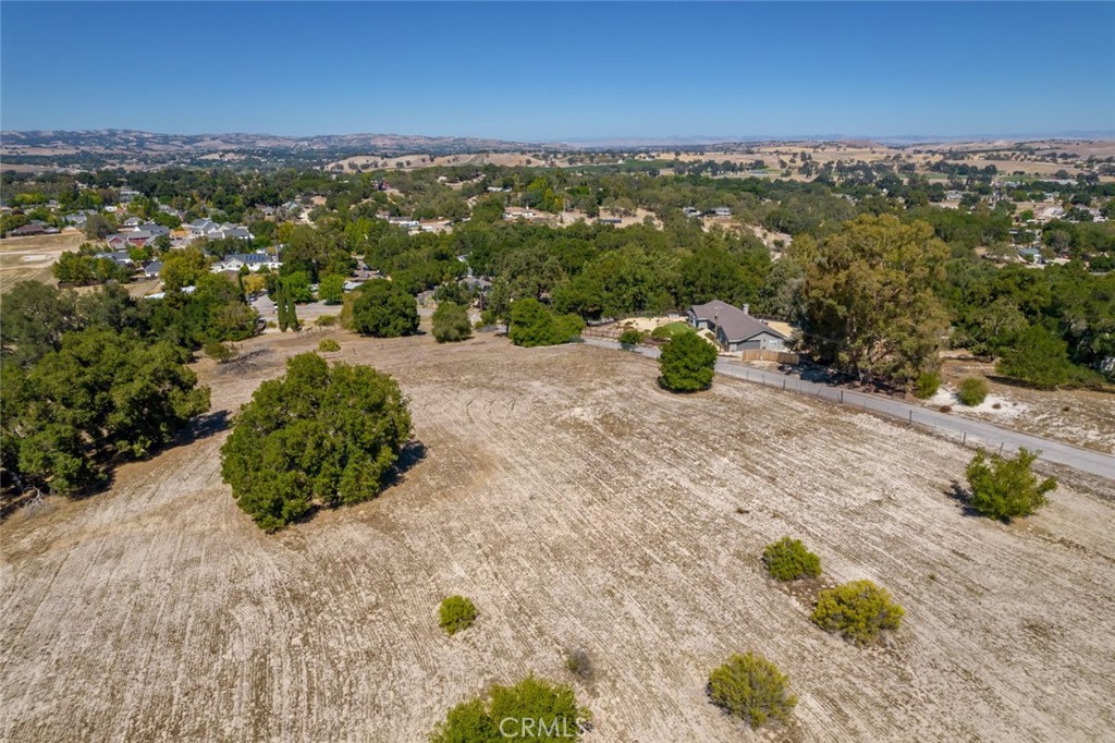 2115 El Camino Real Property Photo 16