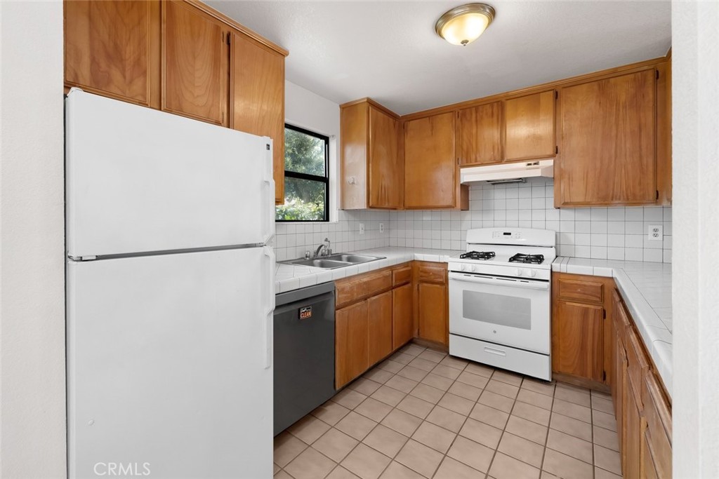 523 Branch Street Property Photo 31