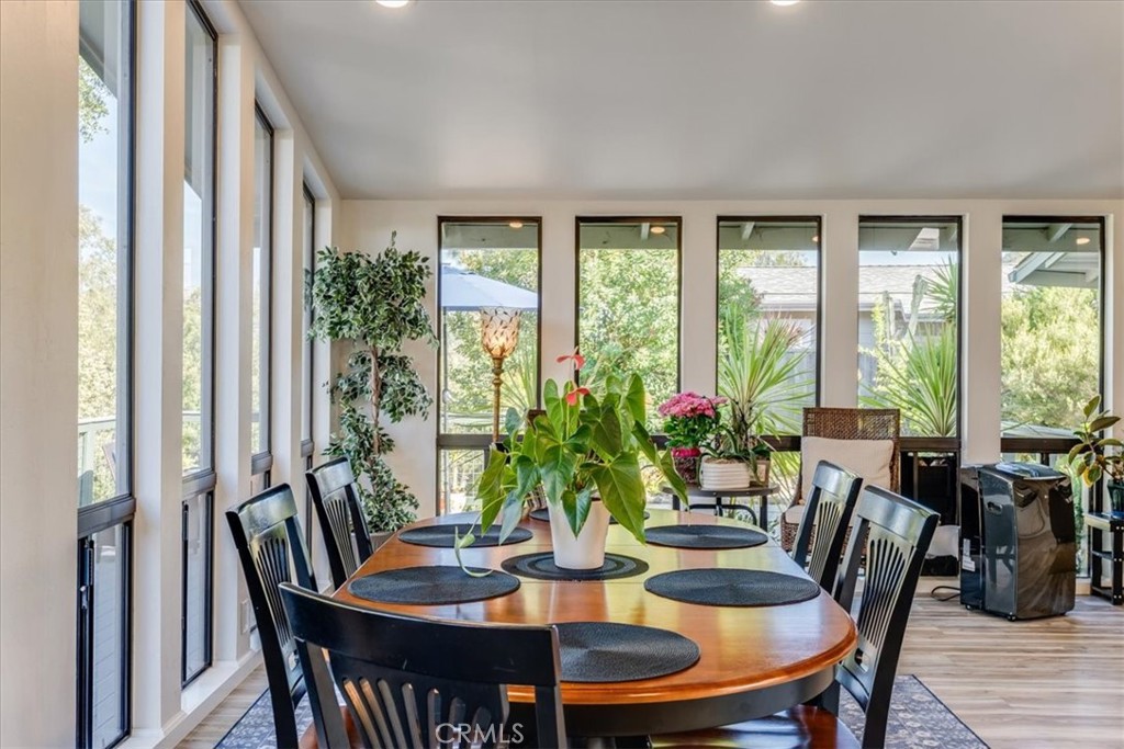 100 Sunrise Terrace Property Photo 10