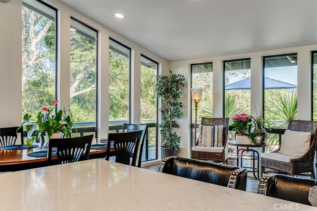 100 Sunrise Terrace Property Photo 14