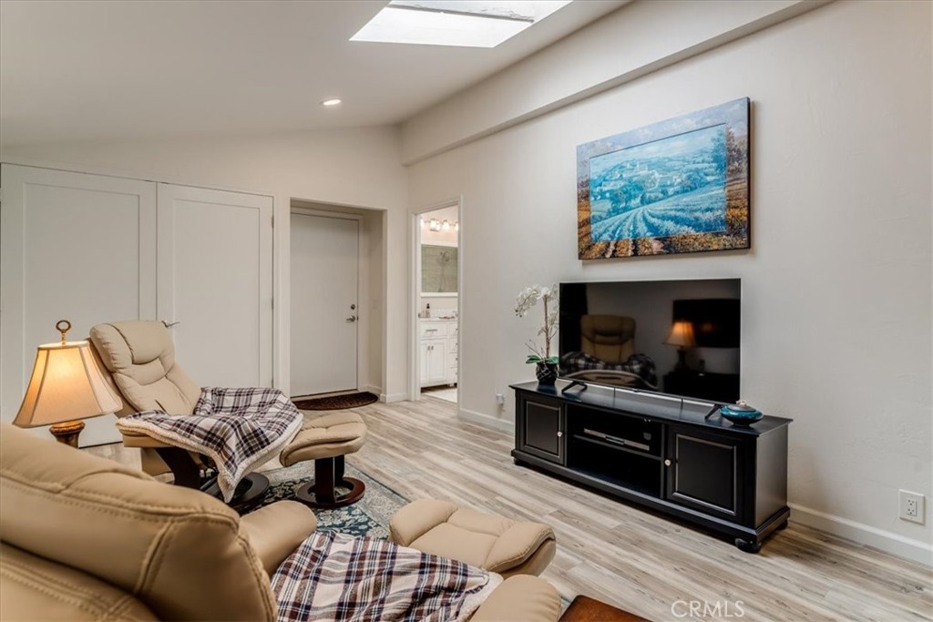 100 Sunrise Terrace Property Photo 19