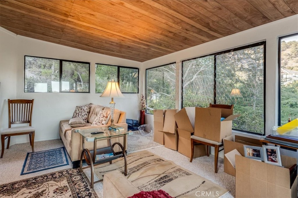 100 Sunrise Terrace Property Photo 28