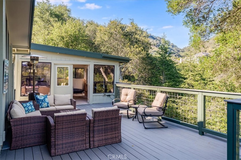 100 Sunrise Terrace Property Photo 33