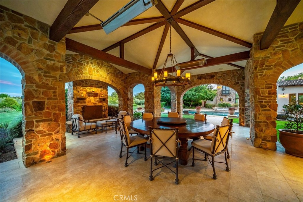 6520 Mira Cielo Property Photo 17