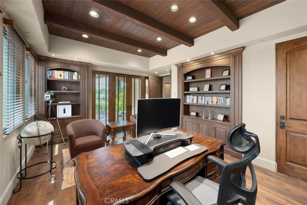6520 Mira Cielo Property Photo 37