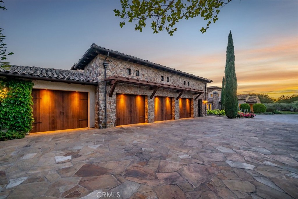 6520 Mira Cielo Property Photo 40